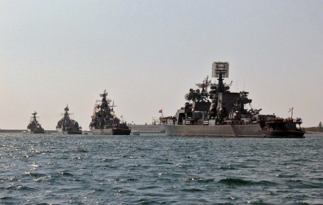 Ο Ρωσικός Στόλος κάνει ασκήσεις με πραγματικά πυρά στον Εύξεινο Πόντο