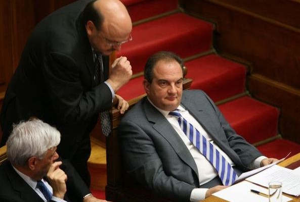 Ο Αντώναρος ξεσπαθώνει στο twitter κατά του ψηφοδελτίου της ΝΔ