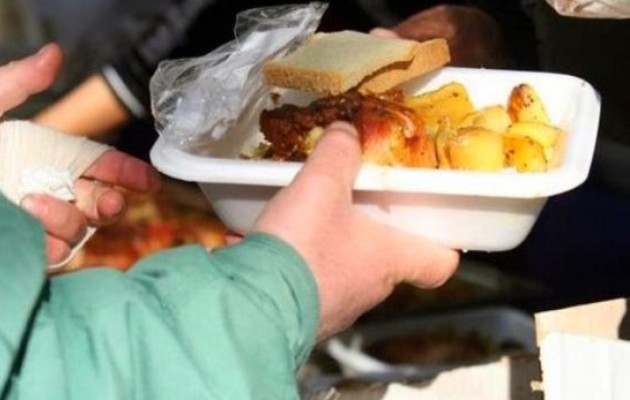 Περισσότερες από 400.000 μερίδες φαγητού θα μοιράσει η Εκκλησία