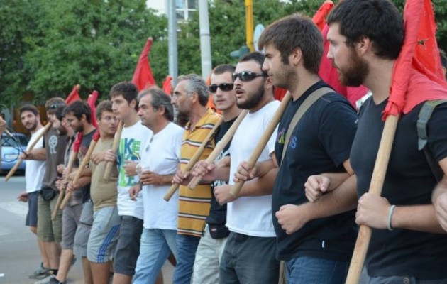 Κόμματα της Αριστεράς καλούν στις 18.00 στα Προπύλαια