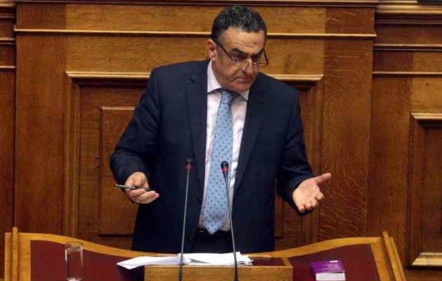 Χ. Αθανασίου: “Δεν πρόκειται να παραιτηθώ, αυτά είναι αστειότητες”