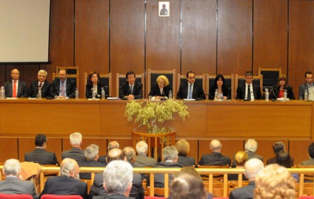 “Αβάσιμες και αναπόδεικτες” οι κατηγορίες για τους δικαστές που χειρίζονται τη υπόθεση της Χρυσής Αυγής