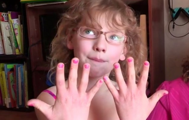 Η απίστευτη ιστορία της 9χρονης Κιτ που γεννήθηκε… αγόρι