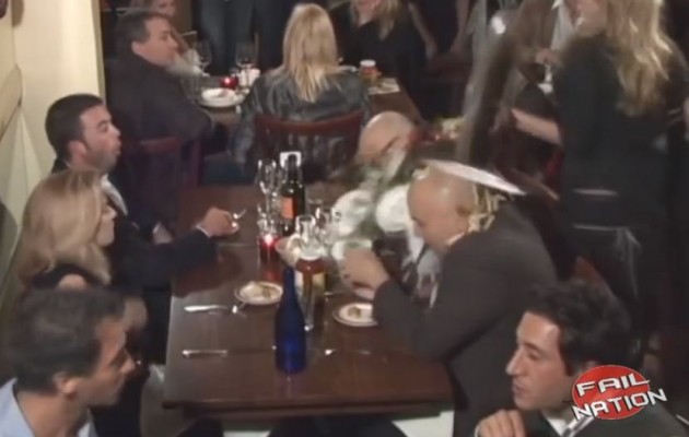 Εργαζόμενοι για… κλάματα (βίντεο)