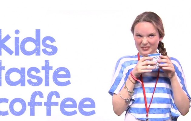 Τα παιδιά δοκιμάζουν καφέ για πρώτη φορά (βίντεο)
