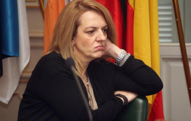 “Με ξεπερνά να φτερνίζεται ο Παπανδρέου και να ταράζεται όλη η Ελλάδα”