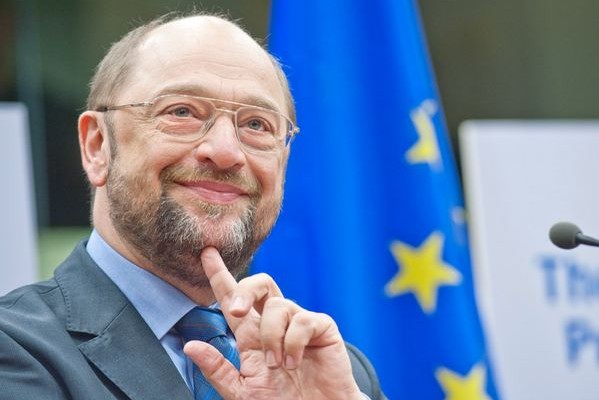 Μάρτιν Σουλτς: “Η Ευρωπαϊκή Ένωση κινδυνεύει να διαλυθεί”
