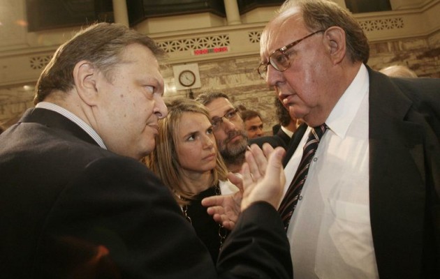 “Διάλυση ΠΑΣΟΚ και ΔΗΜΑΡ και δημιουργία νέου κόμματος χωρίς Βενιζέλο”