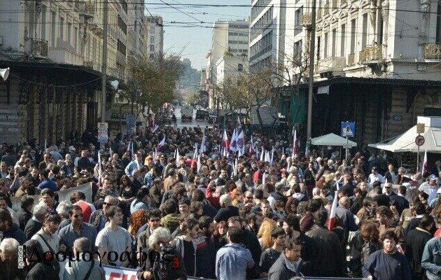 Το ΠΑΜΕ στην Ομόνοια