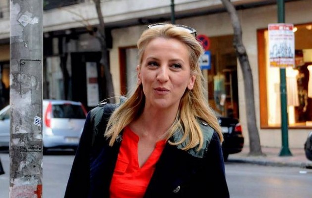 Οι… σωματοφύλακες της Ρένας