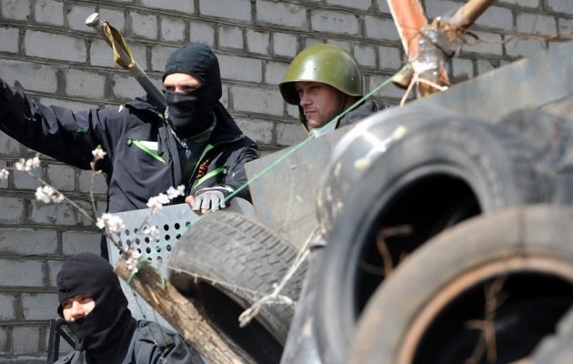 500 Ουκρανοί στρατιώτες ετοιμάζονται να εισβάλουν στο Σλοβιάντσκ