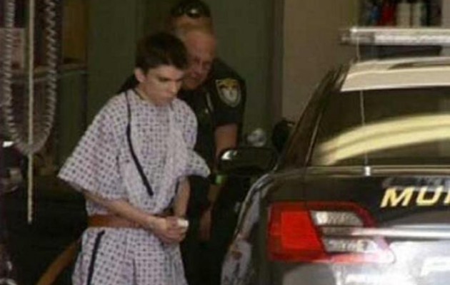 Φωτορεπορτάζ από νέο μακελειό σε σχολείο των ΗΠΑ: 16χρονος μαχαίρωσε δεκάδες συμμαθητές του