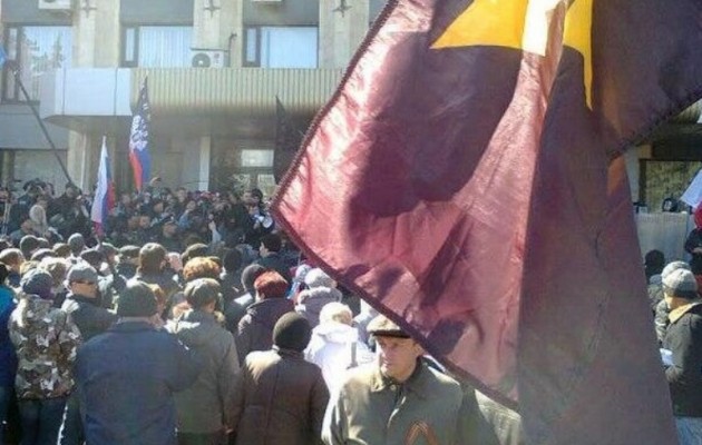 Ρωσόφωνοι κατέλαβαν το διοικητήριο στο Ντονέτσκ, επεισόδια στο Χάρκοβο