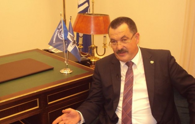 Νέο βίντεο με πρώην υφυπουργό της ΝΔ προαναγγέλει η Χρυσή Αυγή