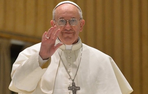 Πασχαλινό μήνυμα κατά του πολέμου και της φτώχειας  από τον Πάπα