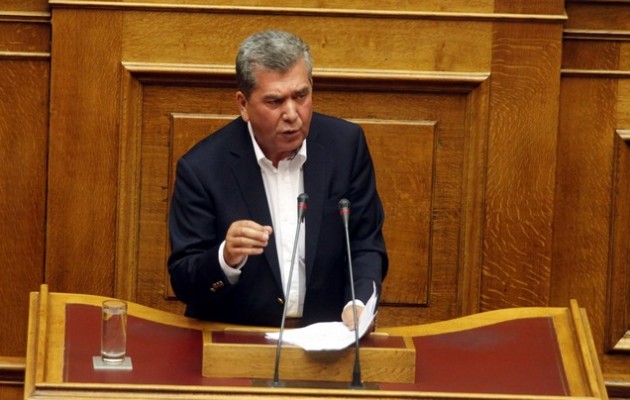 Διαβάστε γιατί ο Αλέξης Μητρόπουλος δάκρυσε στο βήμα της Βουλής