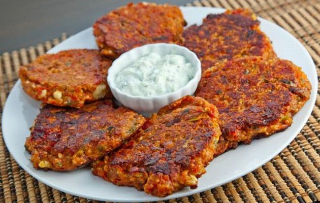 Ντοματοκεφτέδες Σαντορίνης