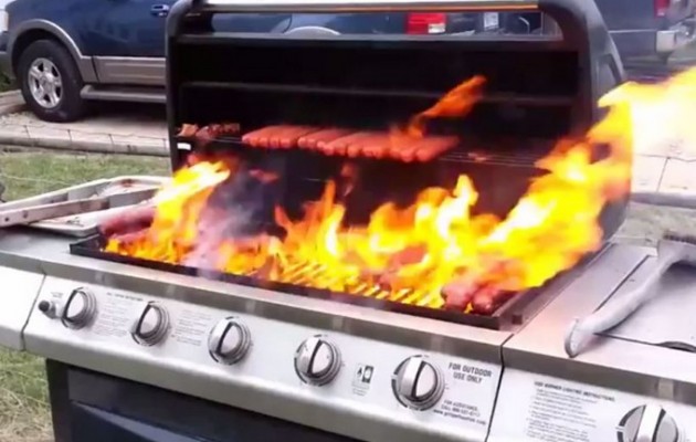 Εκπαιδευόμενοι… Νέρωνες επιμένουν να ψήσουν (βίντεο)