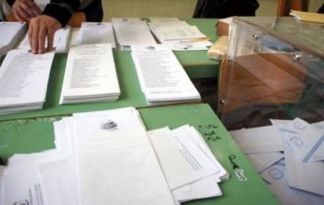 Απίστευτο! Μέλος εφορευτικής επιτροπής έκλεψε κινητό εκλογικής αντιπροσώπου