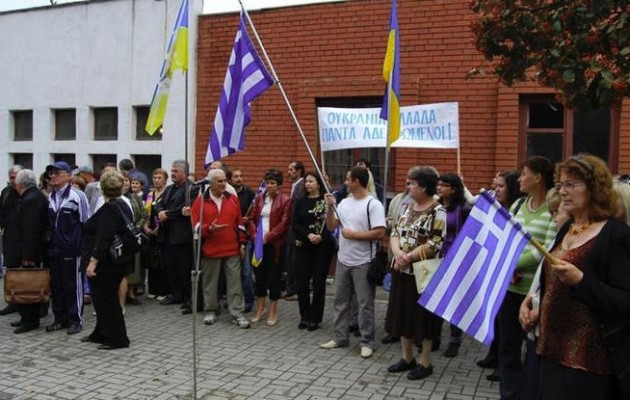 Γεροντόπουλος: Υπάρχει σχέδιο για διάσωση των Ελλήνων της Ουκρανίας