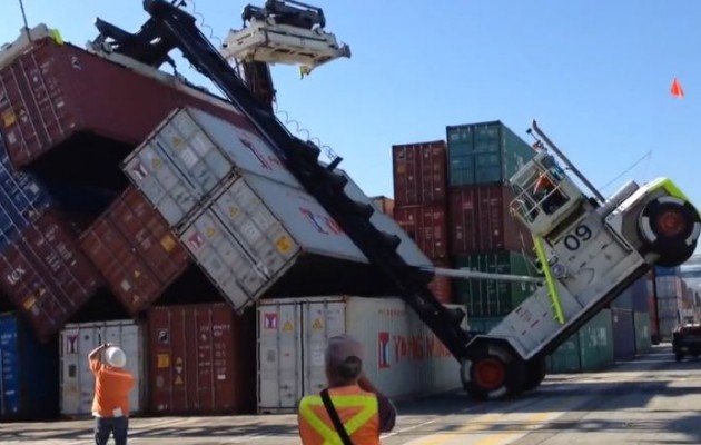 Όλα στραβά και ανάποδα στο φόρτωμα (βίντεο)