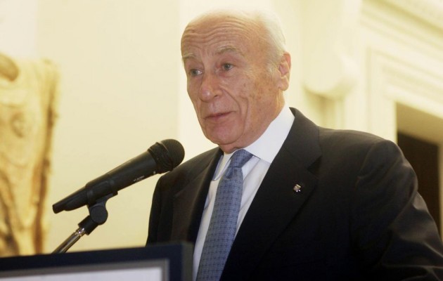 Παραιτείται ο Κωστόπουλος από την Alpha Bank