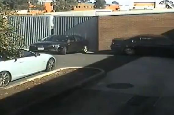 Αυστραλία: Αχ αυτές οι γυναίκες οδηγοί! (βίντεο)