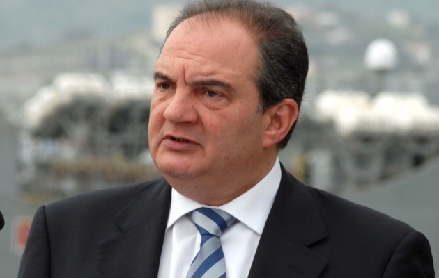 Απών ο Κ. Καραμανλής από την αυριανή συγκέντρωση στο Σύνταγμα;