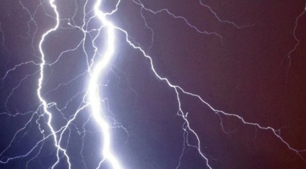 Χαροπαλεύει η Ρωσίδα που χτυπήθηκε από κεραυνό στην Κνωσό