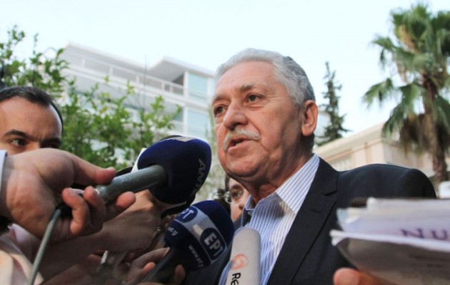 Ο Κουβέλης αφήνει ορθάνοιχτη την πόρτα για την Προεδρία