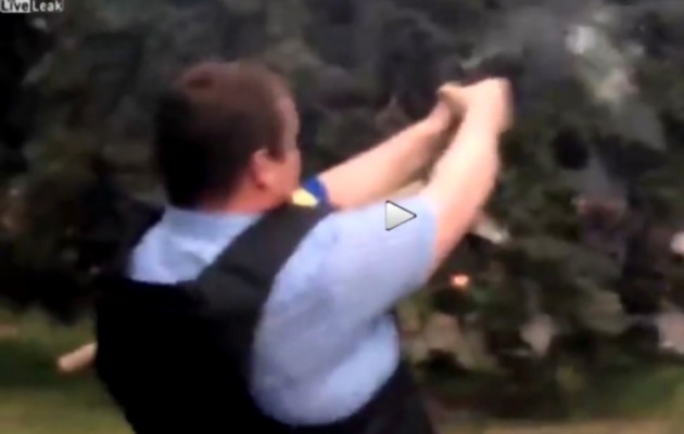 Βίντεο σοκ: Ουκρανός πυροβολεί κατά των Ρώσων που προσπαθούν να σωθούν από τις φλόγες στην Οδησσό