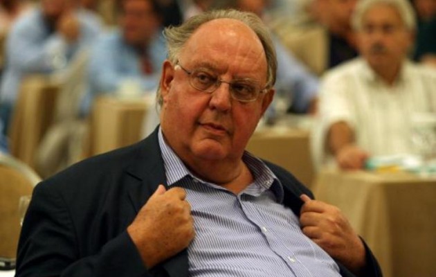 Πάγκαλος: Να παραιτηθούν Βενιζέλος – Κουβέλης