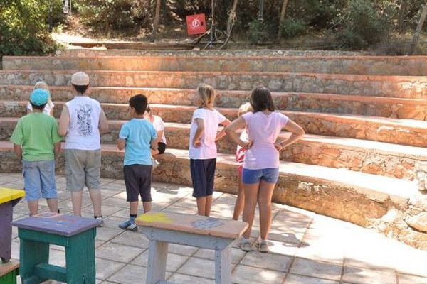 ΟΑΕΔ: Ανακοινώθηκαν οι δικαιούχοι στις παιδικές κατασκηνώσεις