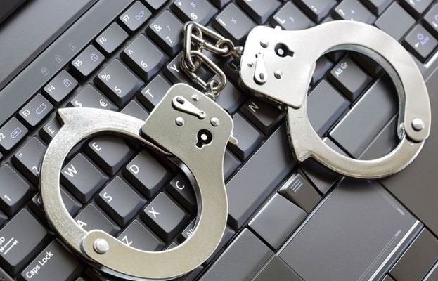 Συνελήφθησαν οι διαχειριστές δημοφιλούς ιστοσελίδας με ταινίες