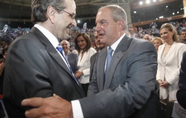 Κοινή εμφάνιση Σαμαρά – Καραμανλή στο μνημόσυνο του ιδρυτή της ΝΔ