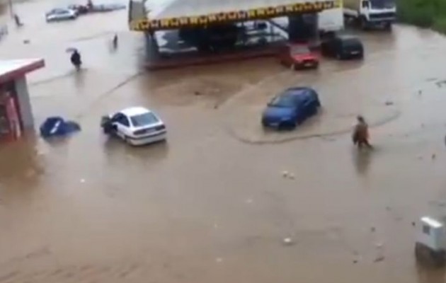 Απίστευτο: Πόλη στη Βοσνία πλημμύρισε μέσα σε 5 λεπτά (βίντεο)