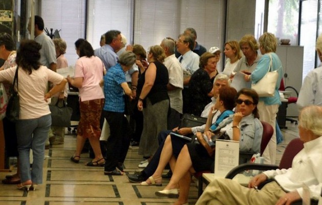 ΙΚΑ: Αύριο η σύνταξη του Ιουνίου και το ΕΚΑΣ