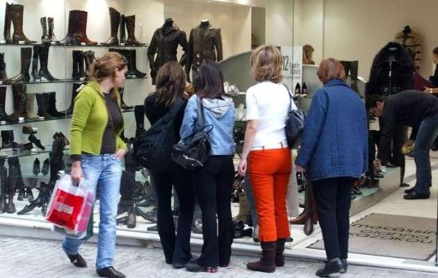 Εμπορικός Σύλλογος Πειραιά: Επιεικώς αδιάφορη η λειτουργία των καταστημάτων τις Κυριακές