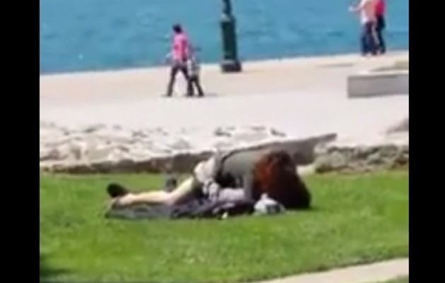 Ζευγάρι “το έκανε” σε δημόσια θέα κάτω από τον Λευκό Πύργο (βίντεο)