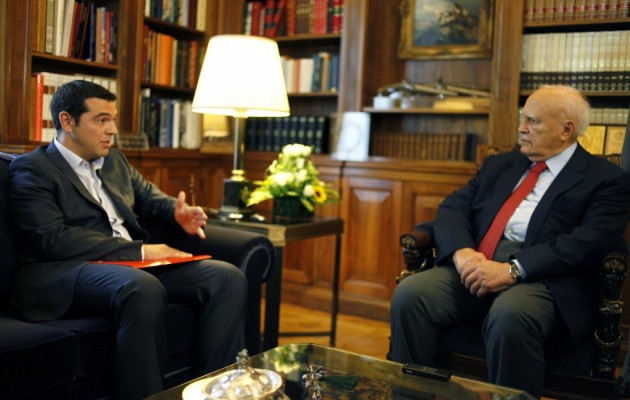 Στον Πρόεδρο της Δημοκρατίας αυτή την ώρα ο Αλέξης Τσίπρας