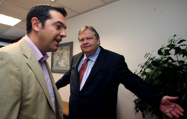 ΠΑΣΟΚ: Ο “απελπισμένος” κ. Τσίπρας χρειάζεται “υποβρύχια λάσπης”