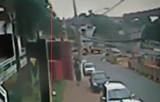 Βραζιλία: 17 αγνοούμενοι από κατάρρευση γέφυρας (βίντεο)