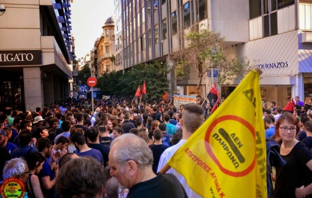 Οι Δεν Πληρώνω δίπλα στις καθαρίστριες