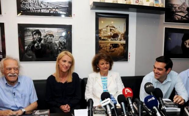 Τσίπρας: Ο Γλέζος μας έχει δείξει τον δρόμο για τη Δημοκρατία και την Εθνική Ανεξαρτησία