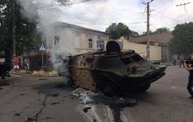 Στις 5.30 το πρωί ξεκίνησε η επίθεση των ναζί στη Μαριούπολη