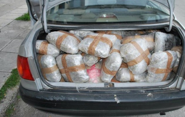 Σερβία: Το αυτοκίνητο του Έλληνα ήταν υπέρβαρο με… ναρκωτικά