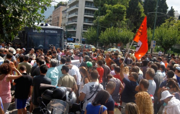 Συγκέντρωση διαμαρτυρίας των εργαζομένων στο Καζίνο Λουτρακίου