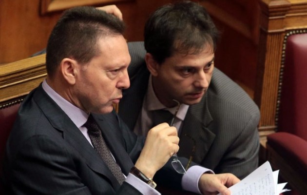 Συνάντηση Στουρνάρα – Θεοχάρη ενώ φουντώνουν τα σενάρια για “παραίτηση”