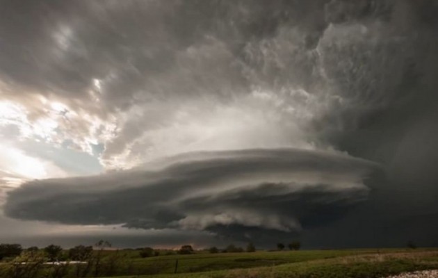 Η τέλεια καταιγίδα του Κάνσας σε time lapse (βίντεο)