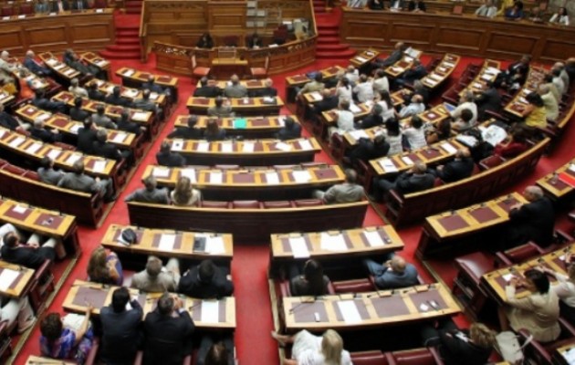 Με 155 “ναι” πήρε ψήφο εμπιστοσύνης η κυβέρνηση